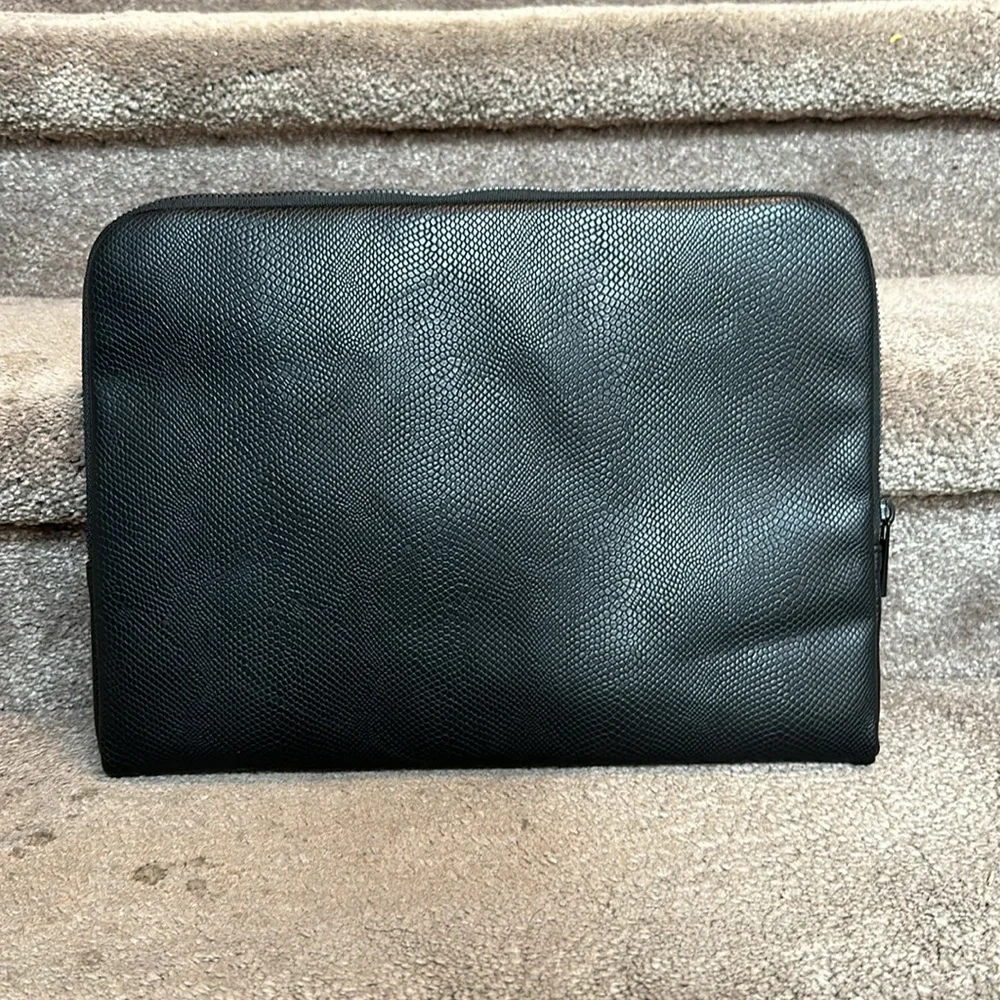 Nicole Miller Tablet Sleeve